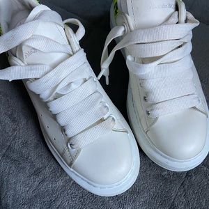 Alexander McQueen pre loved condition